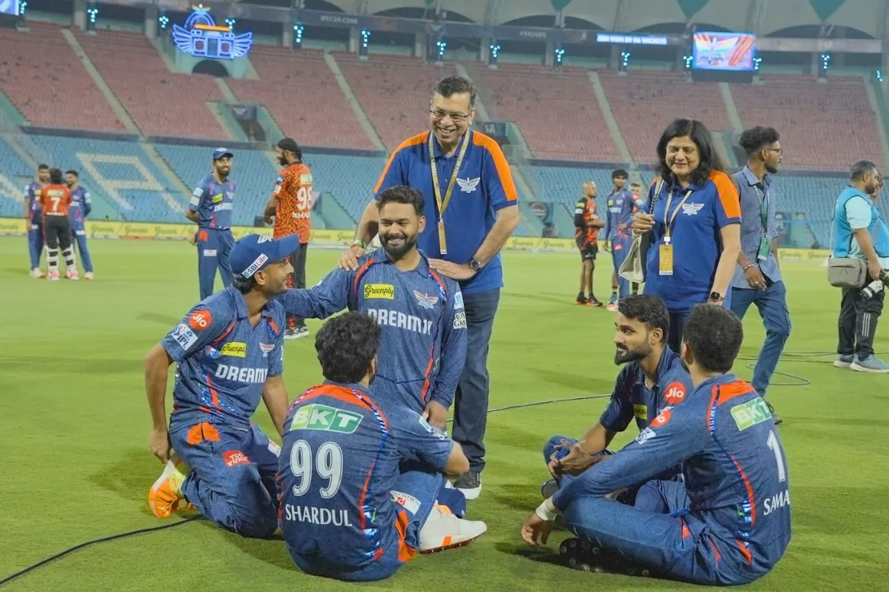 Sanjiv Goenka with the team